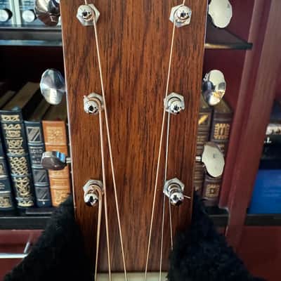 Martin  HD-28V Custom Shop 2021 - Adirondack/Premium Guatemalan image 13
