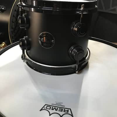 DW Collector's Series   drum set  double bass 24 matte black image 17