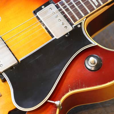 Vintage! 1962 Gibson Barney Kessel Custom Archtop Hollowbody Electric Guitar Cherry Sunburst + OHSC image 4