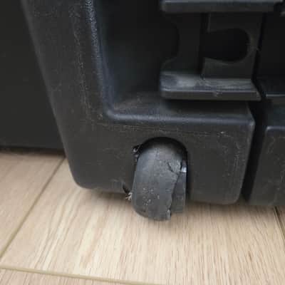 SKB 8U Roto-Molded Rolling Rack Road Case image 11
