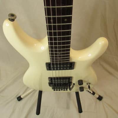 Ibanez JS1000-WH Joe Satriani Signature 2002 - White Signed W/ Ibanez Case Nice! image 3