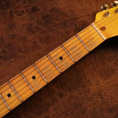 Fender Custom Shop 1955 "Bone Tone" Stratocaster Relic in Wide Fade 2-tone Sunburst image 6