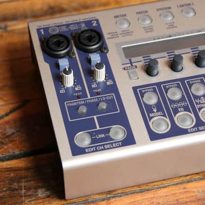 Roland MMP-2 Mic Modeling Preamp 2000s - Silver image 2