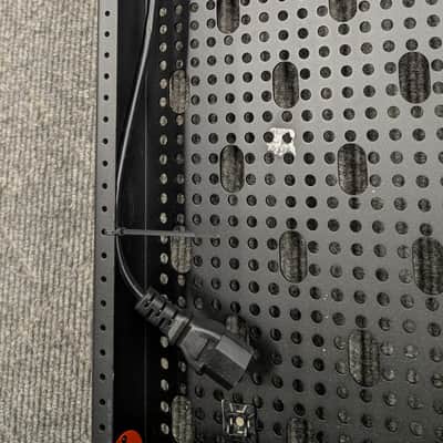 Temple Audio DUO 34 Pedalboard (Temple Red) with accessories. image 3