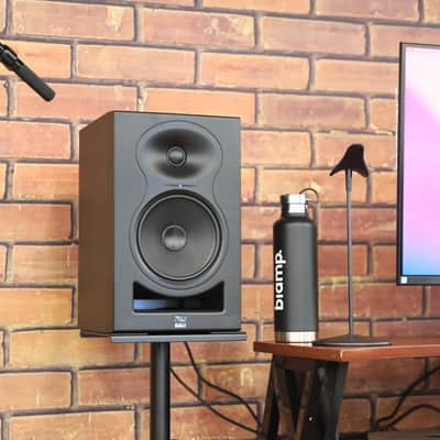 Kali Audio LP-6 V2 Project Lone Pine 6.5" Powered 2-Way Studio Monitor Pair Bundle + Mophead Cables image 7