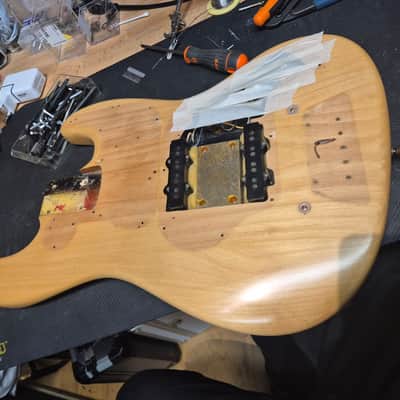 Fender Jazz Bass 1967 refin with -77 neck - Fiesta red image 13