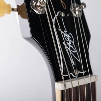 Gibson  Slash "Victoria" Les Paul Standard, Goldtop | Demo image 13