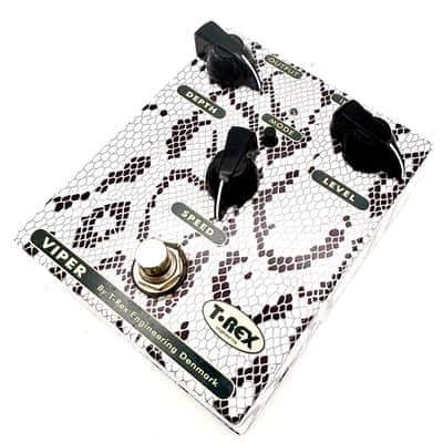 T-Rex Viper Vibrato Guitar Pedal image 2