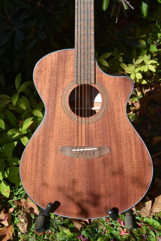 2021 Breedlove Wildwood Concerto Cutaway CE in Satin Natural, & New Tweed Hardshell Case ~ Mint !