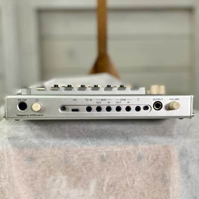 Korg Phase 8 Acoustic Synthesizer Silver image 5