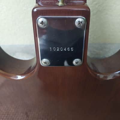 Hondo II Professional Longhorn Bass. Walnut. (Danelectro type). HP-1181 image 8