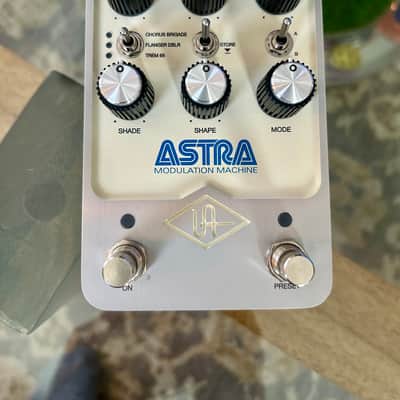 Universal Audio Astra Modulation Machine image 5