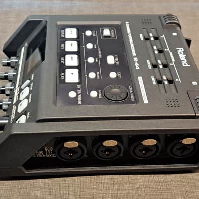 ROLAND R44 4-CHANNEL PORTABLE DIGITAL RECORDER W BOX - POWER SUPPLY (USED) image 3