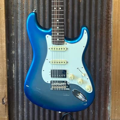 Fender Limited Edition American Showcase Stratocaster HSS 2020 - Sky Burst Metallic image 2