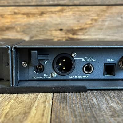 (18008) Sennheiser EW-100 G2 Wireless Receivers with Rack Mount image 9