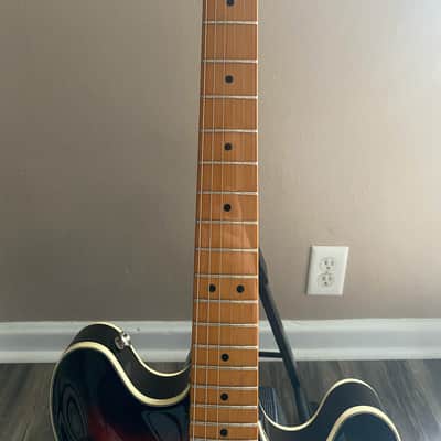 Squier Classic Vibe Starcaster 2019 - Present - 3-Tone Sunburst image 3