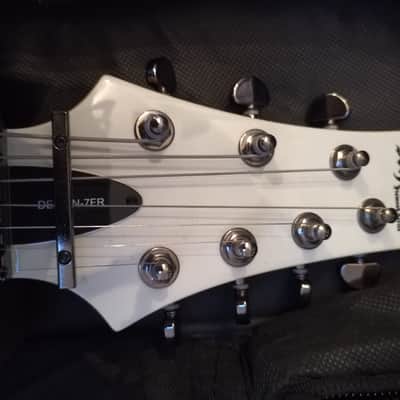 Schecter Demon-7fr 2020-2023- Vintage White image 9
