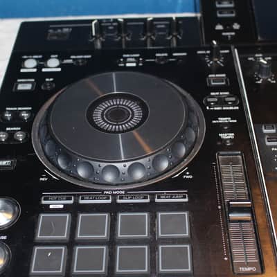 Pioneer DJ XDJ-RX2 2-Channel All-In-One DJ System - Black image 5