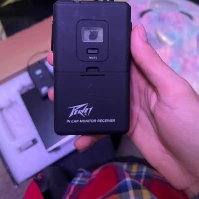 Peavey 3010690 Wireless In-Ear Monitor System 2010s - Black image 10