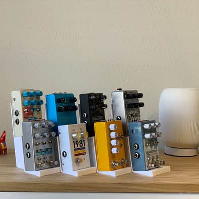Guitar Desktop Pedal Stand Display for small pedals image 1
