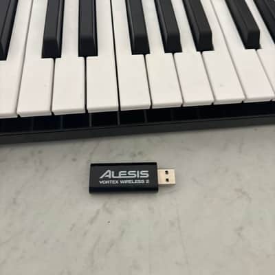Alesis Vortex 2 Wireless Keytar USB/MIDI Controller 2010s - Black image 5