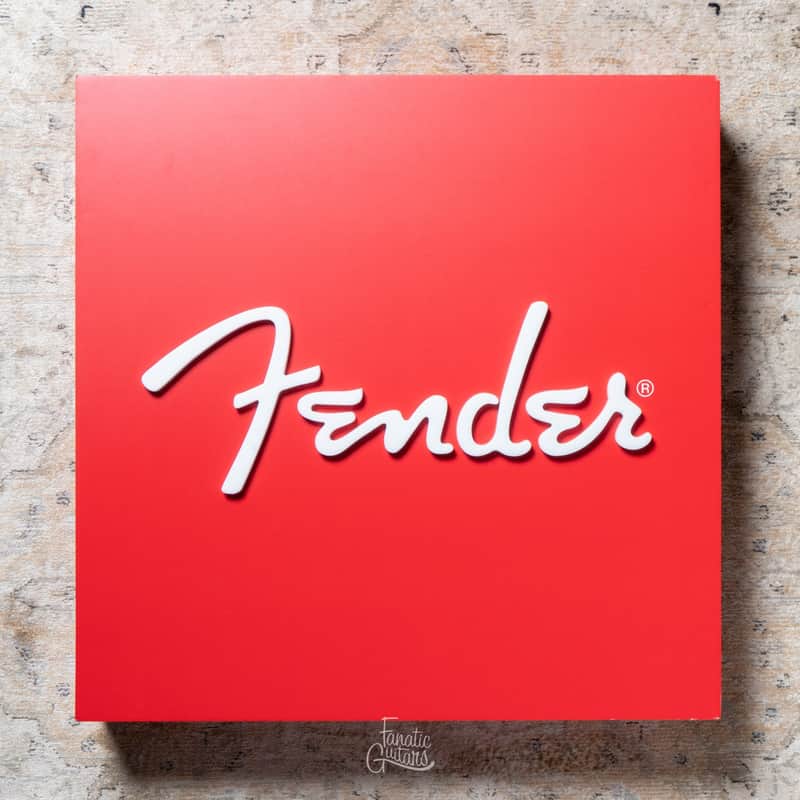 Fender Sign 60 x 60 cm Second Hand image 1