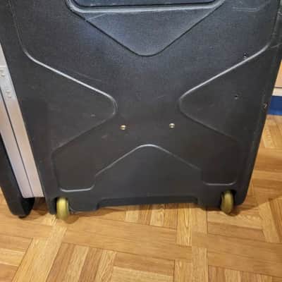 SKB 1SKB-R102 10U Over 2U Roto-Molded Rack Case 2010s - Black image 2