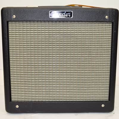 2022 Fender Fender Pro Junior IV SE LTD 15-Watt 1x10" Guitar Combo Amp, Black w/ Footswitch & Cover image 2