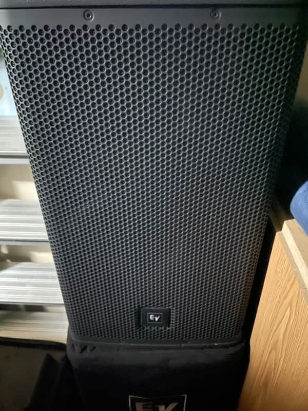 Electro-Voice ELX-112P Live X Series 12" 2-Way Powered Speaker