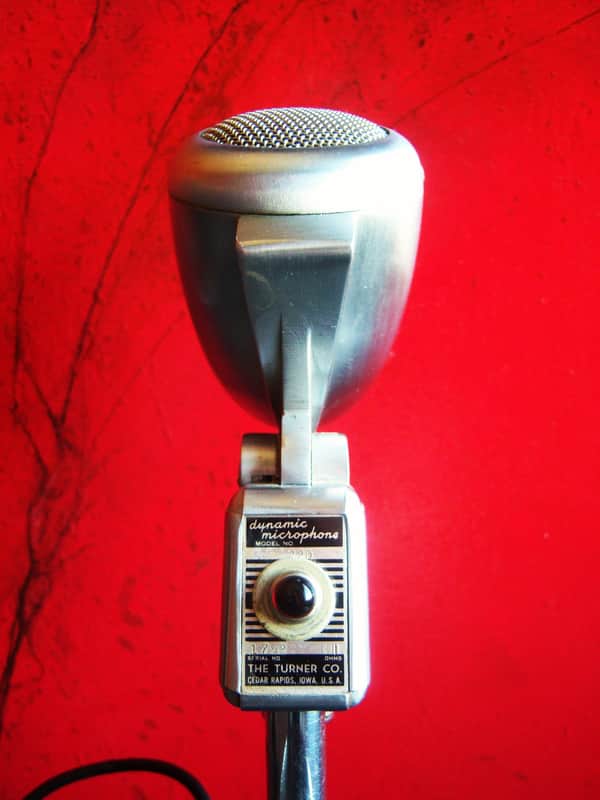Vintage 1950's Turner 22D dynamic microphone Hi Z harp mic w cable