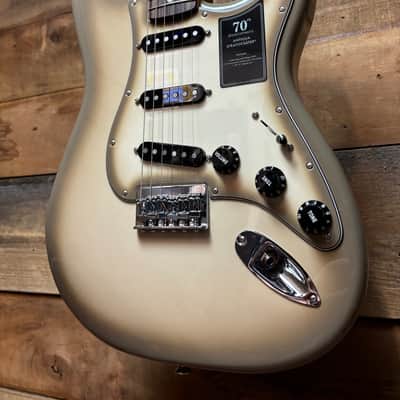 Fender 70th Anniversary Vintera II Stratocaster - Antigua w/ Hard Case image 3