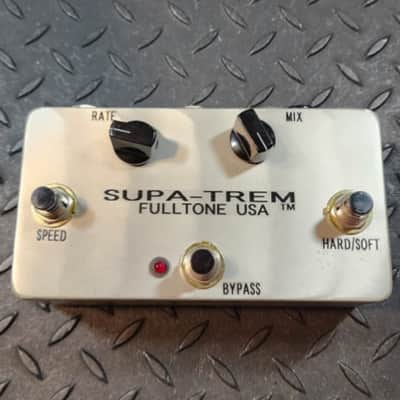 Fulltone Supa-Trem 1996 Original Vintage Label Maker Tremolo #067