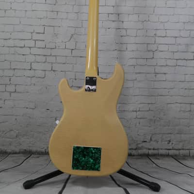 Hofner 173 green & cream 1968 image 2