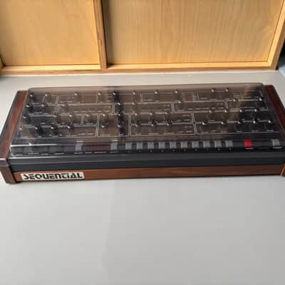 Sequential Prophet-6 Desktop 6-Voice Polyphonic Synthesizer 2018 - 2020 - Black with Wood Sides image 7