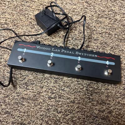 Voodoo Lab Pedal Switcher 4-Way Bypass Looper 2010s - Black image 1