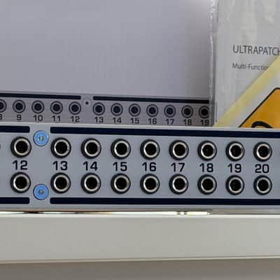 Behringer Ultrapatch Pro PX3000 48-Point TRS Patchbay 2004 - Present - Standard image 3