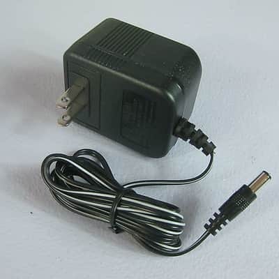 Zoom 4040 Guitar Effects Pedal Jameco Power supply replacement  9 Volt 9VDC  500mA AC Adapter image 1