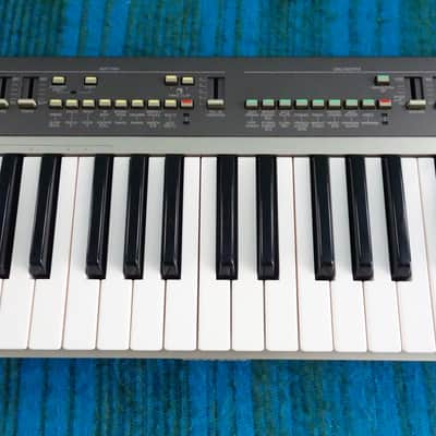 Yamaha PS-55 PortaSound Synthesizer - w/ Original Case, Adapter - K042 image 6