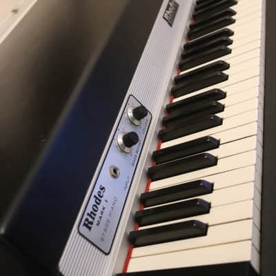 Fender Rhodes Mark I Stage 73-Key Electric Piano - 1977- Black Rounded Top image 3