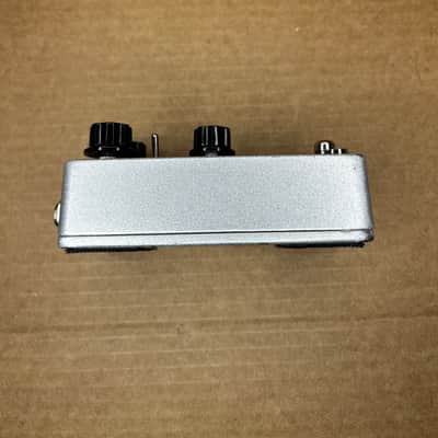 Dr. Scientist Reverberator 2010s - Red image 3