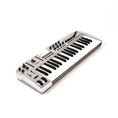 M-Audio Ozonic MIDI Controller Owned By Mike Campbell image 3
