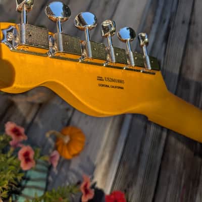 Partscaster Telecaster (Fender-MJT)- 3 tone sunburst relic image 5