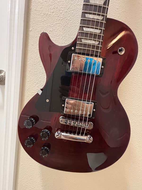 Left Handed Gibson Les Paul Studio without Fretboard Binding 2019 - 2024 - Wine Red image 1