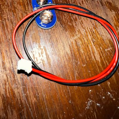 Variax Guitar Replacement Battery Cable (RVP-1) image 2