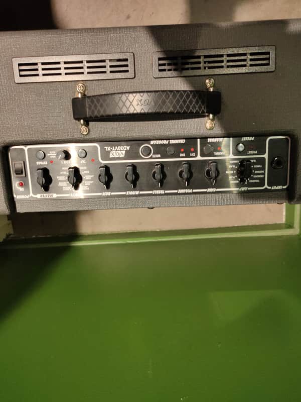 Vox Valvetronix AD30VT 30-Watt 1x10 Modeling Guitar Combo | Reverb