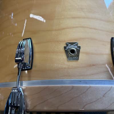 Ludwig 24” Maple Thermogloss Bass Drum image 3