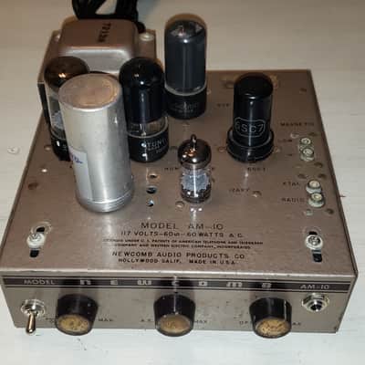 Newcomb AM 10 Princeton Deluxe Amplifier 1950's 1960's ? image 1