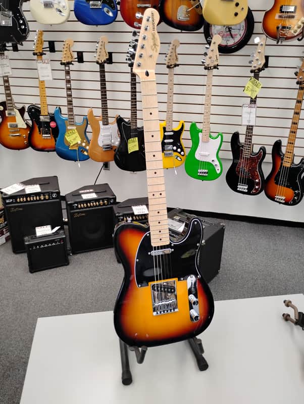 Squier Affinity Telecaster 3 Tone Sunburst image 1
