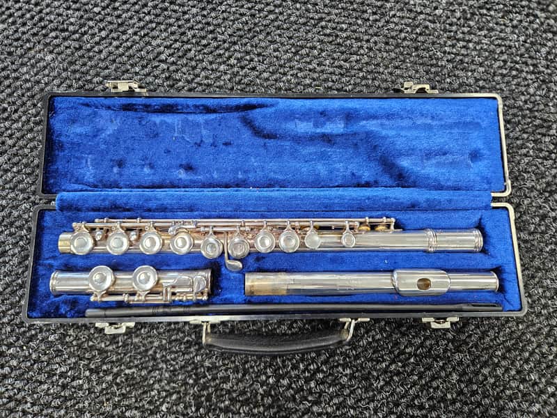 Gemeinhardt 2SH Conservatory Student Flute w/ Solid Sterling Silver Head Joint image 1
