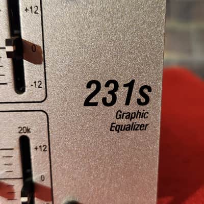dbx 231s Dual Channel 31-Band EQ image 3